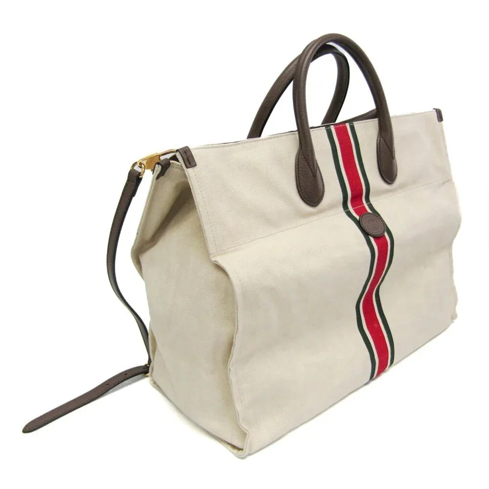 GUCCI Authentic White Leather Shoulder Bag - Picture 5 of 15